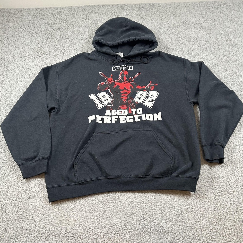 Deadpool Hoodie Mens Large Black 1982 Aged To Perfection Graphic Sweatshirt